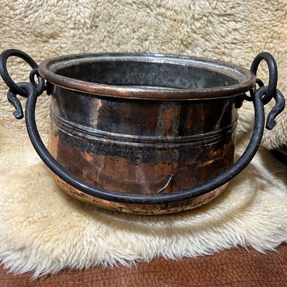 Copper caldron pot - Picture 3 of 10